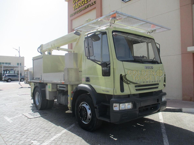 Iveco Euro Cargo 180E28 - منصات هيدروليكية متنقلة: صور 1 Iveco Euro Cargo 180E28 - منصات هيدروليكية متنقلة: صور 1