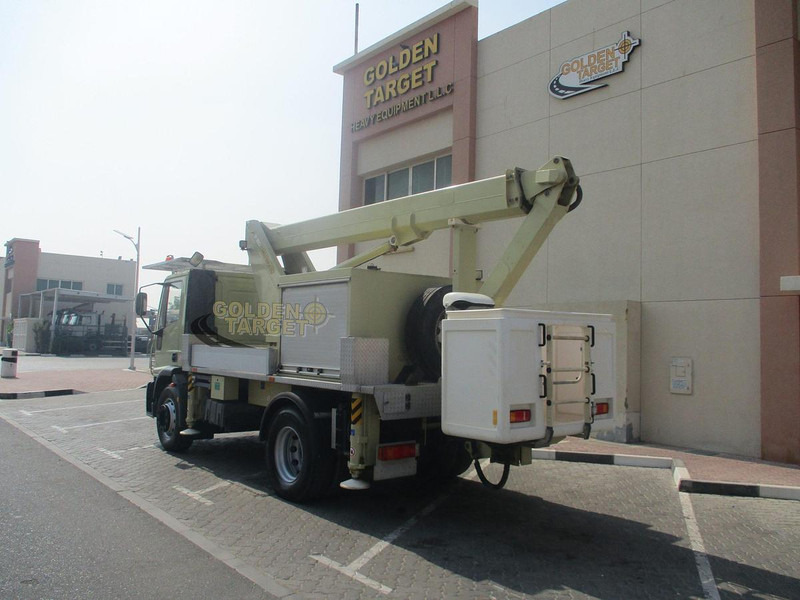 Iveco EuroCargo 180E28 - منصات هيدروليكية متنقلة: صور 4 Iveco EuroCargo 180E28 - منصات هيدروليكية متنقلة: صور 4