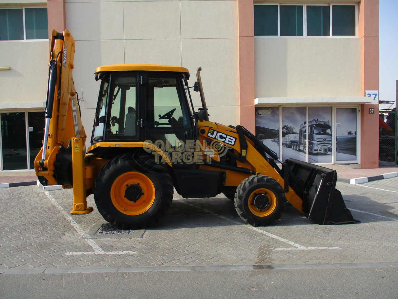 JCB 3DX PLUS 4×4 BACKHOE LOADER - حفار متعدد الاستخدام: صور 5 JCB 3DX PLUS 4×4 BACKHOE LOADER - حفار متعدد الاستخدام: صور 5