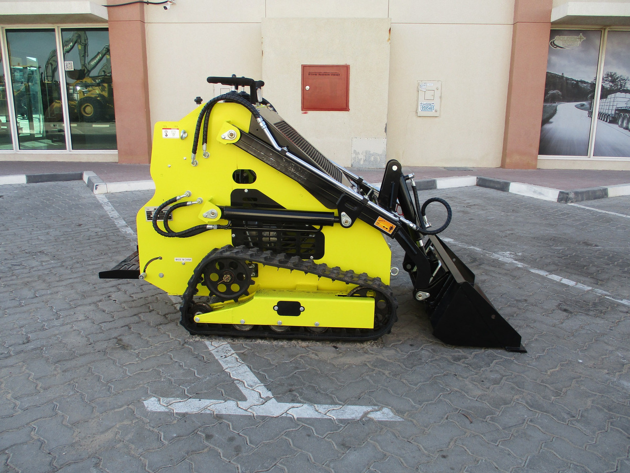 MACHPRO MPS330 Mini Skid Steer - شيول صغير: صور 5 MACHPRO MPS330 Mini Skid Steer - شيول صغير: صور 5