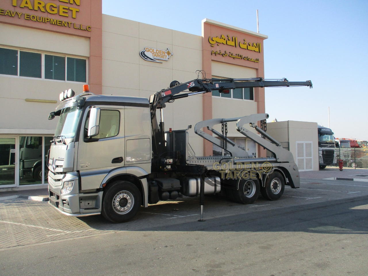 شاحنات قابلة للفك شاحنة MERCEDES-BENZ 2642 6×2 DOUBLE SKIP LOADER with HIAB Crane: صور 9