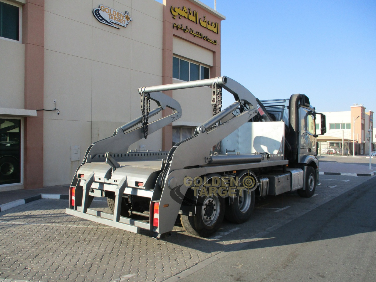 MERCEDES-BENZ 2642 6×2 DOUBLE SKIP LOADER with HIAB Crane - شاحنات قابلة للفك شاحنة: صور 3 MERCEDES-BENZ 2642 6×2 DOUBLE SKIP LOADER with HIAB Crane - شاحنات قابلة للفك شاحنة: صور 3