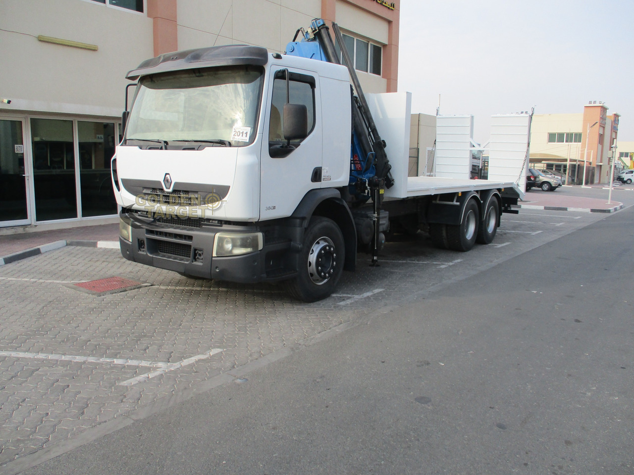 RENAULT Kerax 380 6×4 Crane Truck - شاحنة كرين: صور 2 RENAULT Kerax 380 6×4 Crane Truck - شاحنة كرين: صور 2