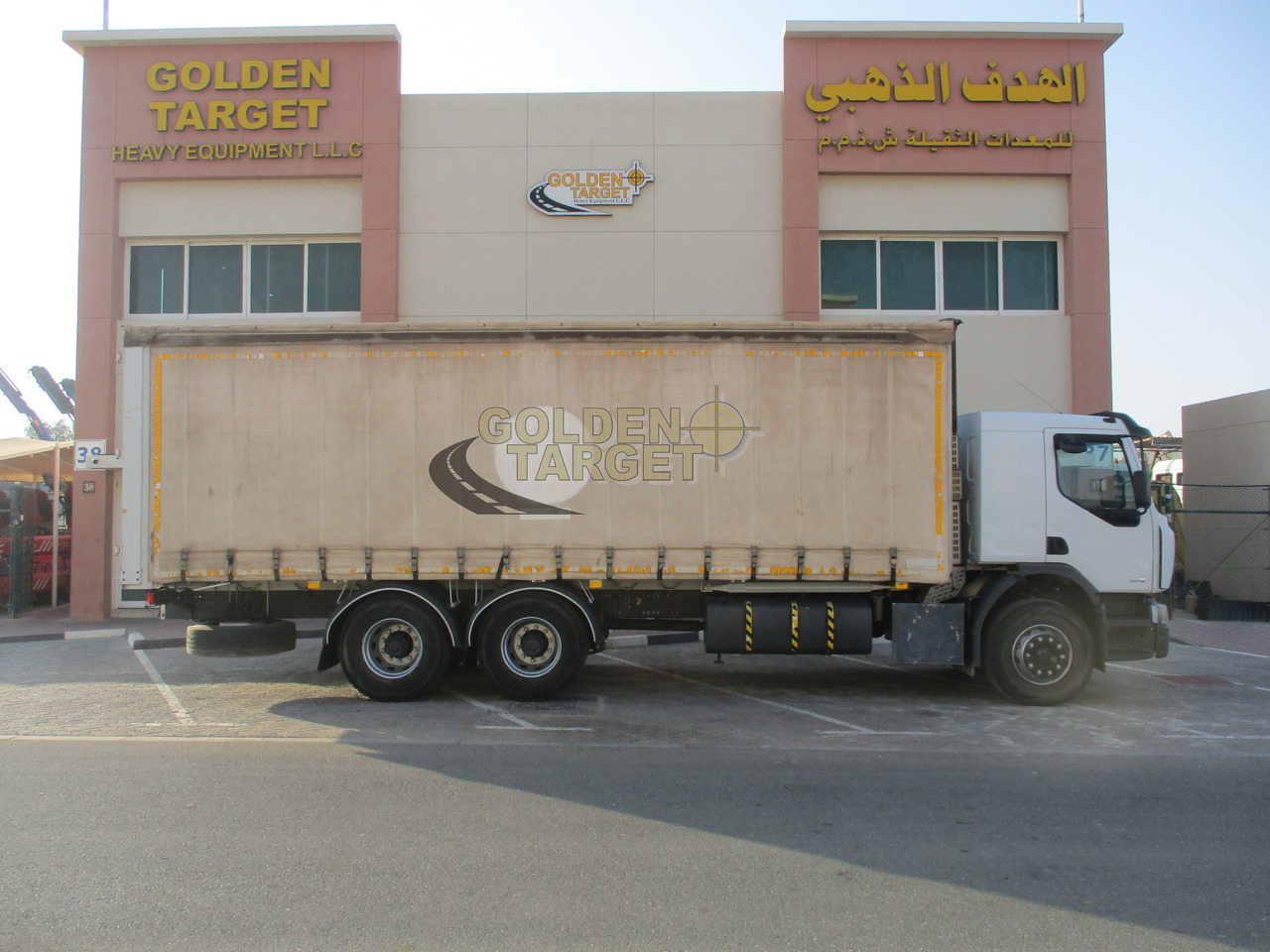 Renault KERAX 380 - شاحنة ستارة: صور 5 Renault KERAX 380 - شاحنة ستارة: صور 5