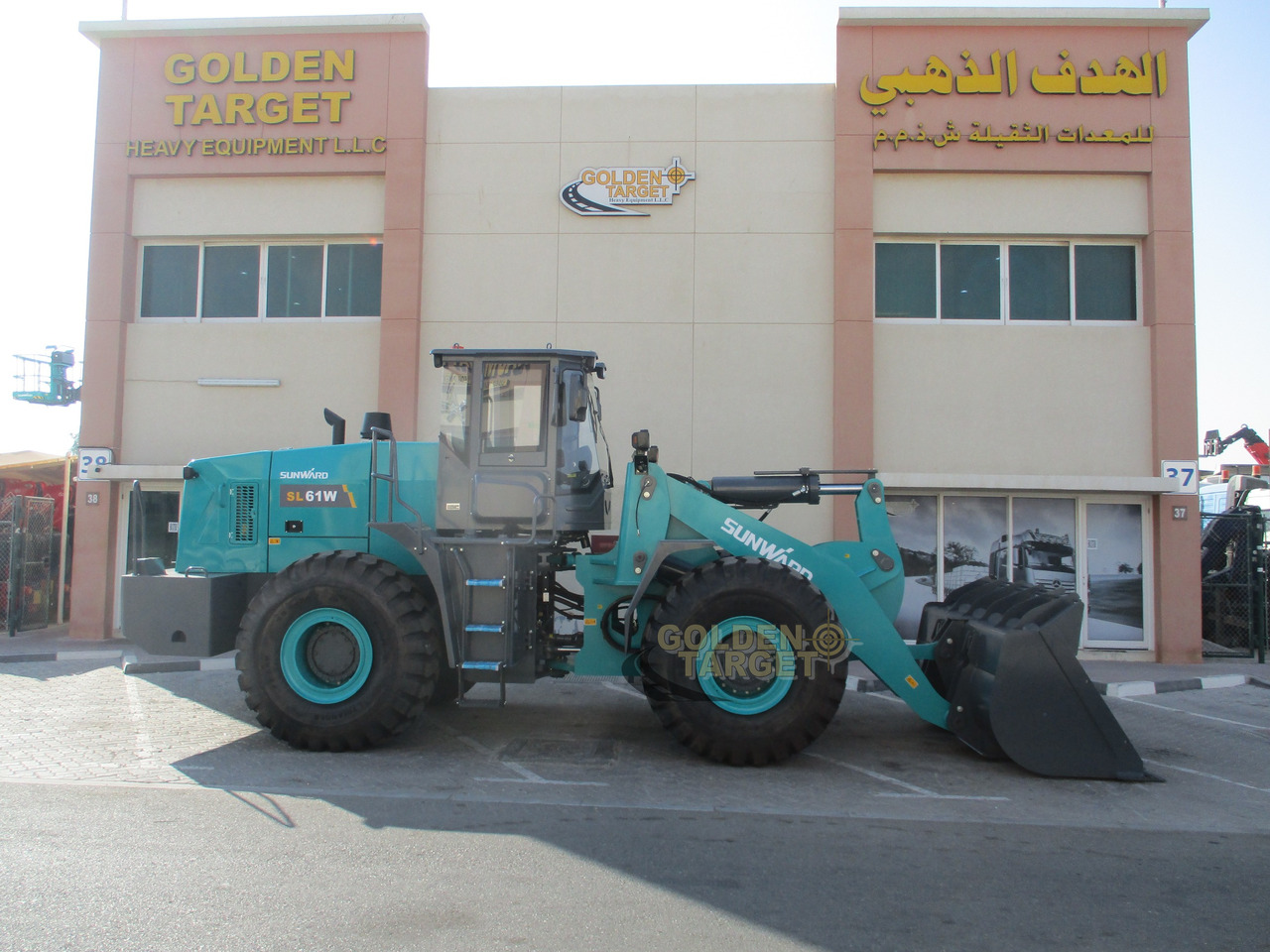 SUNWARD SL61W Wheel Loader - اللودر بعجل: صور 5 SUNWARD SL61W Wheel Loader - اللودر بعجل: صور 5