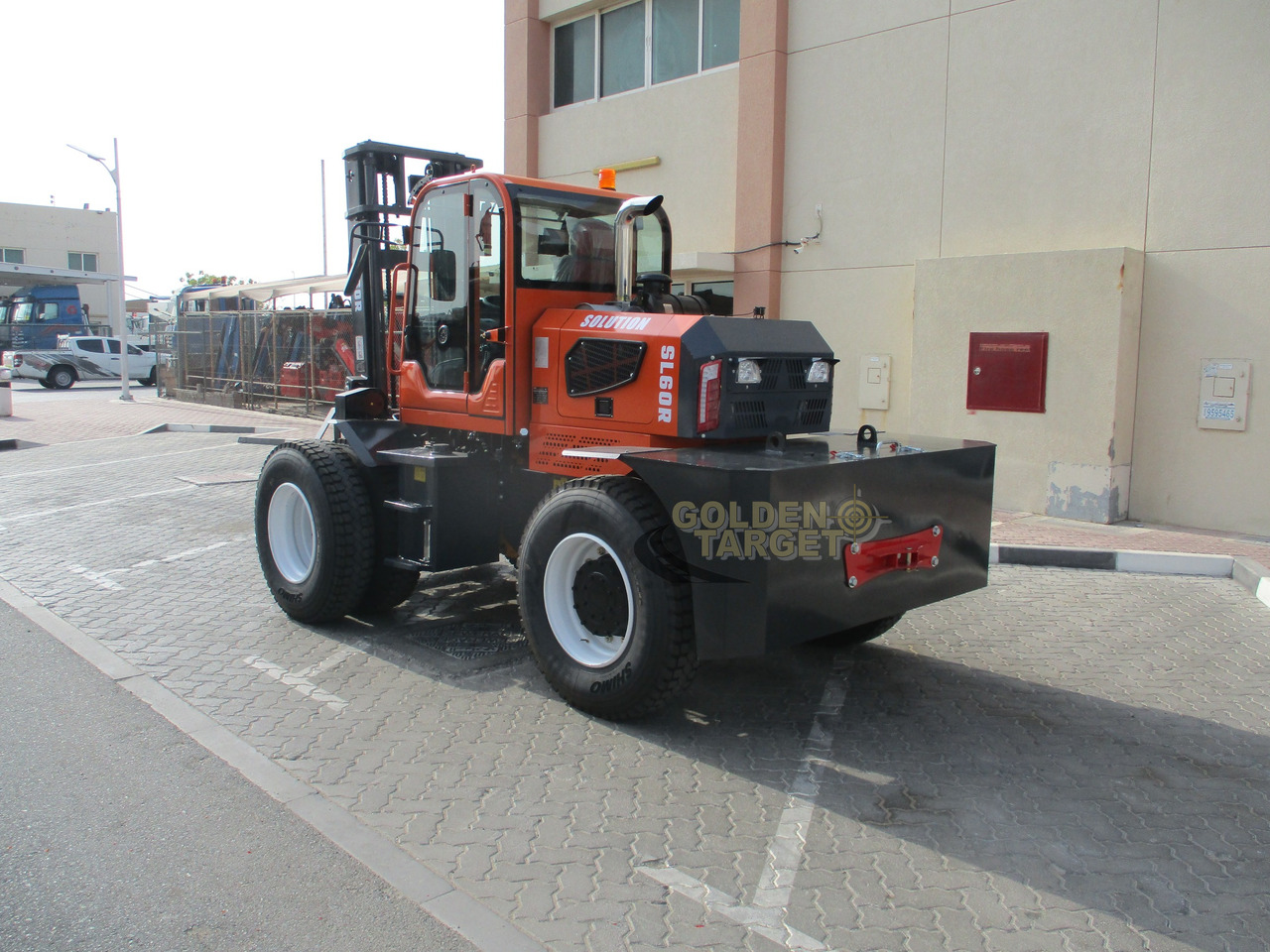 Solution SL60R Rough Terrain Forklift - رافعة شوكية ديزل: صور 4 Solution SL60R Rough Terrain Forklift - رافعة شوكية ديزل: صور 4