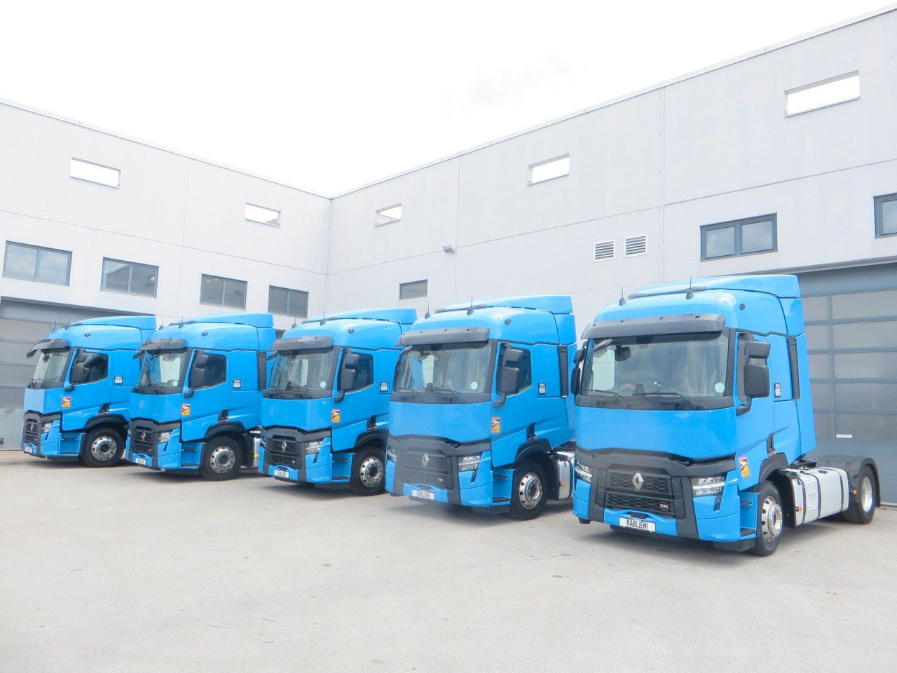 Renault T480 SC 4x2Tractor SELECTION - شاحنة جرار: صور 1 Renault T480 SC 4x2Tractor SELECTION - شاحنة جرار: صور 1