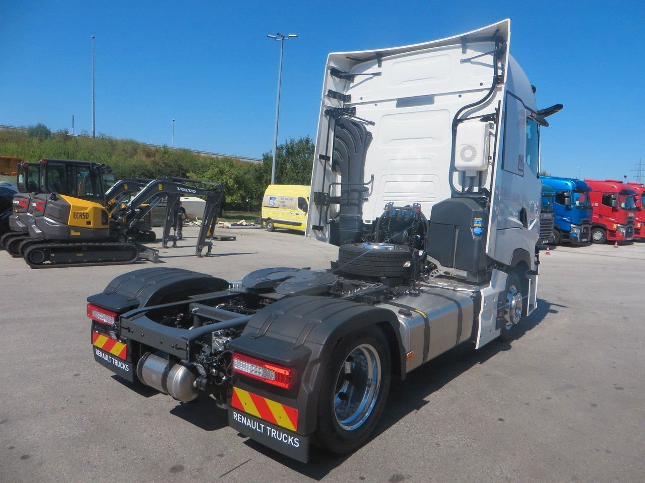 Renault T520 HSC 4x2Tractor mega NEW!! TOP EQUIPMENT - شاحنة جرار: صور 3 Renault T520 HSC 4x2Tractor mega NEW!! TOP EQUIPMENT - شاحنة جرار: صور 3