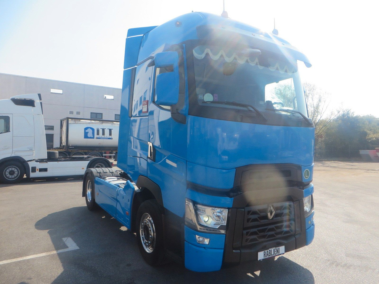 Renault T520 HSC 4x2Tractor - شاحنة جرار: صور 2 Renault T520 HSC 4x2Tractor - شاحنة جرار: صور 2