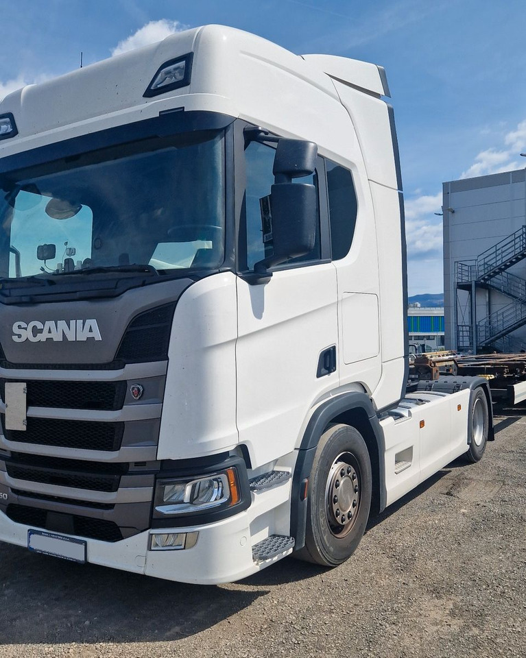 Scania R450 4x2Tractor - شاحنة جرار: صور 1 Scania R450 4x2Tractor - شاحنة جرار: صور 1