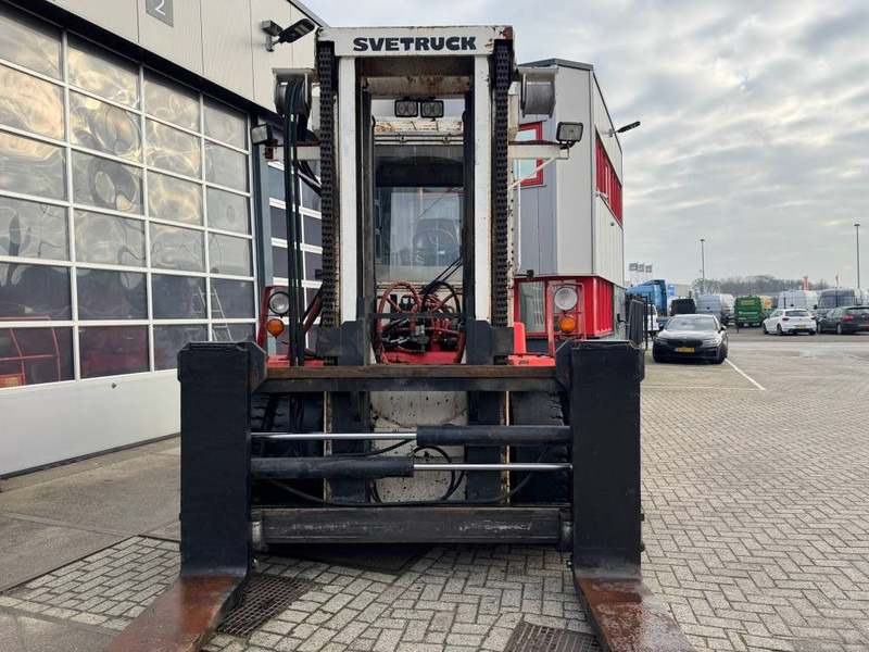Svetruck 13,6- 1200 - رافعة شوكية ديزل: صور 5 Svetruck 13,6- 1200 - رافعة شوكية ديزل: صور 5