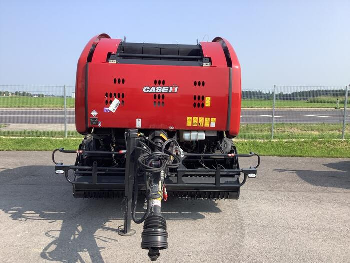 Case IH RB 455 - مكبس القش الدائري: صور 2 Case IH RB 455 - مكبس القش الدائري: صور 2