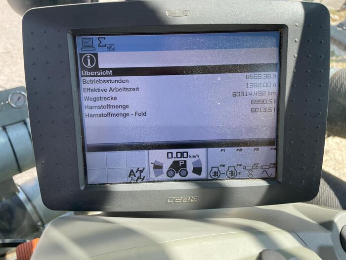 Claas Xerion 4000 - جرار: صور 5 Claas Xerion 4000 - جرار: صور 5