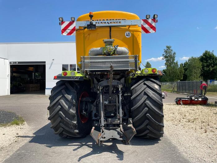 Claas Xerion 4000 - جرار: صور 4 Claas Xerion 4000 - جرار: صور 4