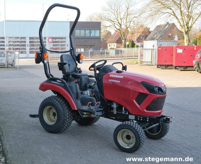 Yanmar SA221 - جرار: صور 3 Yanmar SA221 - جرار: صور 3