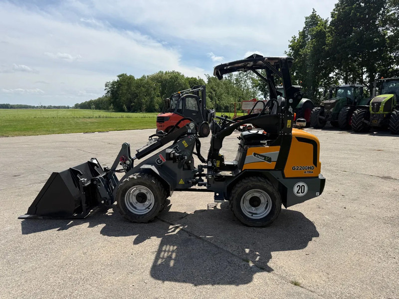 Giant Giant 2200 X-tra HD NIEUWE SHOVEL Mini shovel - اللودر المجنزر صغير: صور 5 Giant Giant 2200 X-tra HD NIEUWE SHOVEL Mini shovel - اللودر المجنزر صغير: صور 5