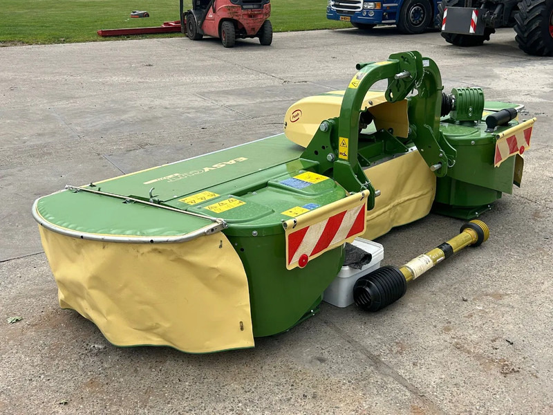 Krone NIEUW! Krone easy cut 320 M Frontmaaier stalvoeren - جزازة: صور 3 Krone NIEUW! Krone easy cut 320 M Frontmaaier stalvoeren - جزازة: صور 3