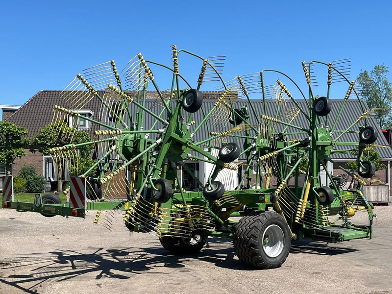 Krone swadro 1400 plus 4 rotor hark NIEUW STAAT - لمّامَة القش: صور 2 Krone swadro 1400 plus 4 rotor hark NIEUW STAAT - لمّامَة القش: صور 2