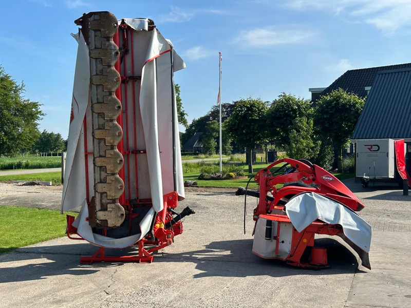 Kuhn GMD 9530 & GMD 3125 F-FF Triple maaier Vlindermaaier Schijvenmaaier - جزازة: صور 3 Kuhn GMD 9530 & GMD 3125 F-FF Triple maaier Vlindermaaier Schijvenmaaier - جزازة: صور 3