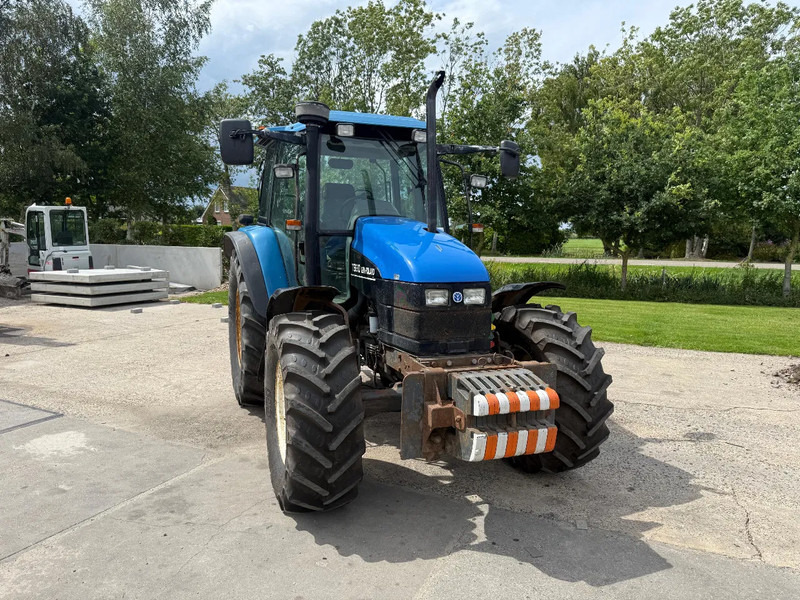 New Holland TS90 TS 90 Trekker ex Overheid - جرار: صور 2 New Holland TS90 TS 90 Trekker ex Overheid - جرار: صور 2