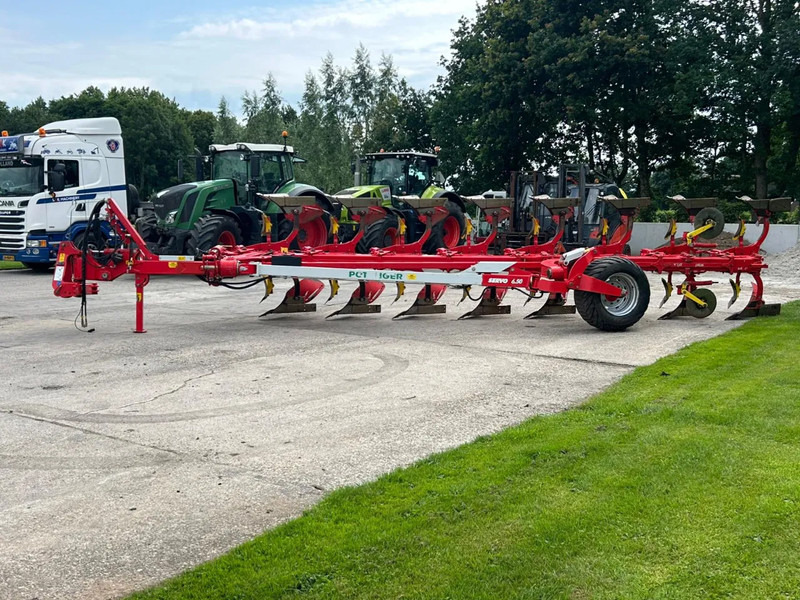 Pottinger 8 schaar wentelploeg getrokken Servo S 6.50 P N 8 Schar 8102/46W - محراث: صور 5 Pottinger 8 schaar wentelploeg getrokken Servo S 6.50 P N 8 Schar 8102/46W - محراث: صور 5