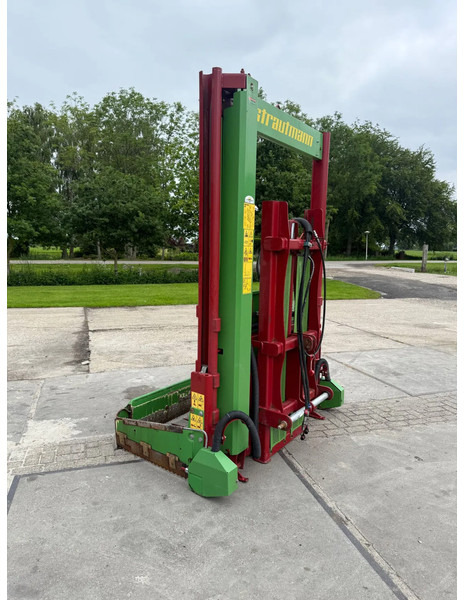 Strautmann Hydrofox HQ PLUS 2800 Siloblockschneider Kuilvoersnijder - المعدات لتربية الماشية: صور 1 Strautmann Hydrofox HQ PLUS 2800 Siloblockschneider Kuilvoersnijder - المعدات لتربية الماشية: صور 1