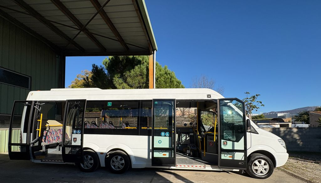 MERCEDES-BENZ MERCEDES SPRINTER CITY 77 - النقل الحضري: صور 5 MERCEDES-BENZ MERCEDES SPRINTER CITY 77 - النقل الحضري: صور 5