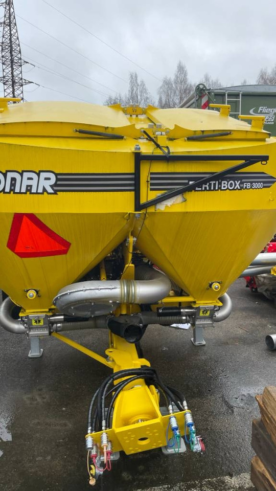 Bednar FERTI-BOX FB 3000 - معدات بذار: صور 5 Bednar FERTI-BOX FB 3000 - معدات بذار: صور 5