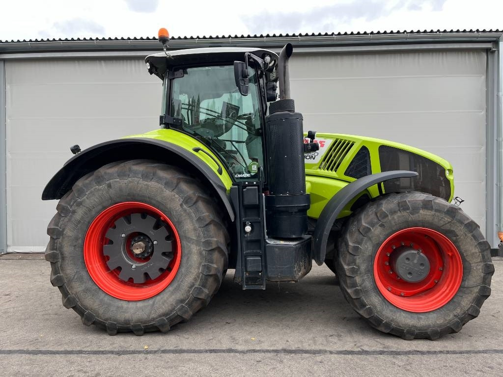 جرار Claas Axion 950: صور 9