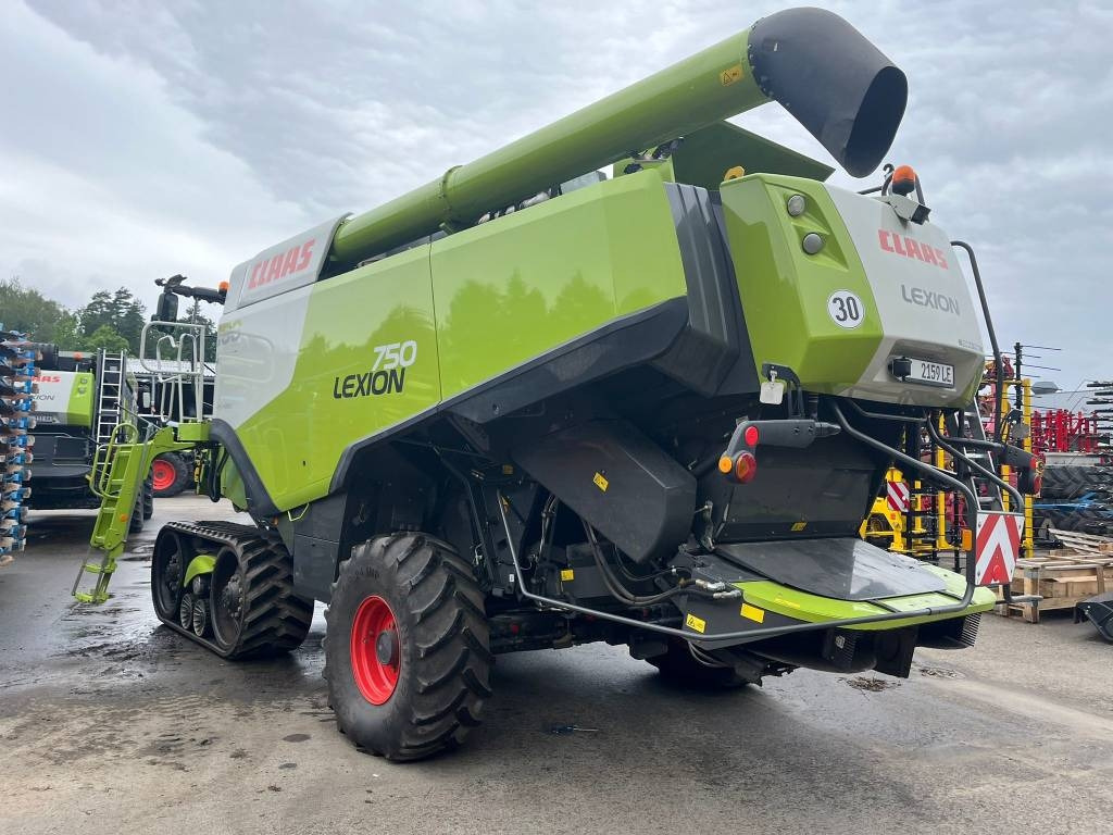 Claas Lexion 750 TT - حصادة شاملة: صور 4 Claas Lexion 750 TT - حصادة شاملة: صور 4