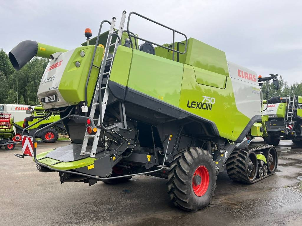 Claas Lexion 750 TT - حصادة شاملة: صور 3 Claas Lexion 750 TT - حصادة شاملة: صور 3
