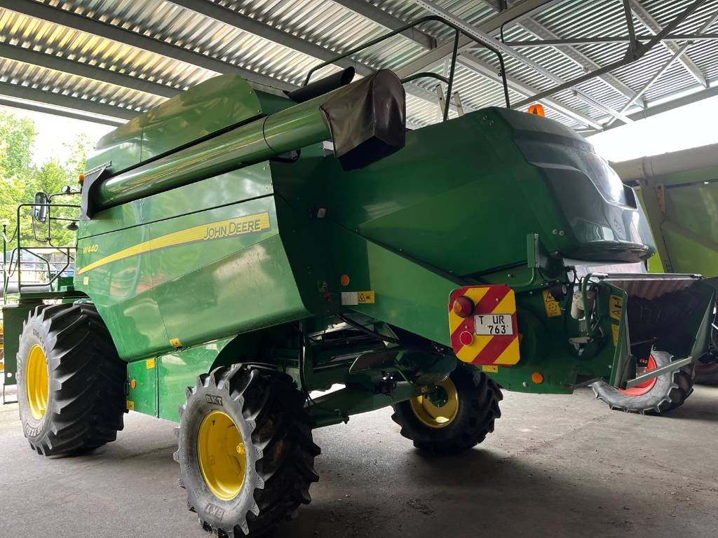 John Deere W 440 - حصادة شاملة: صور 5 John Deere W 440 - حصادة شاملة: صور 5