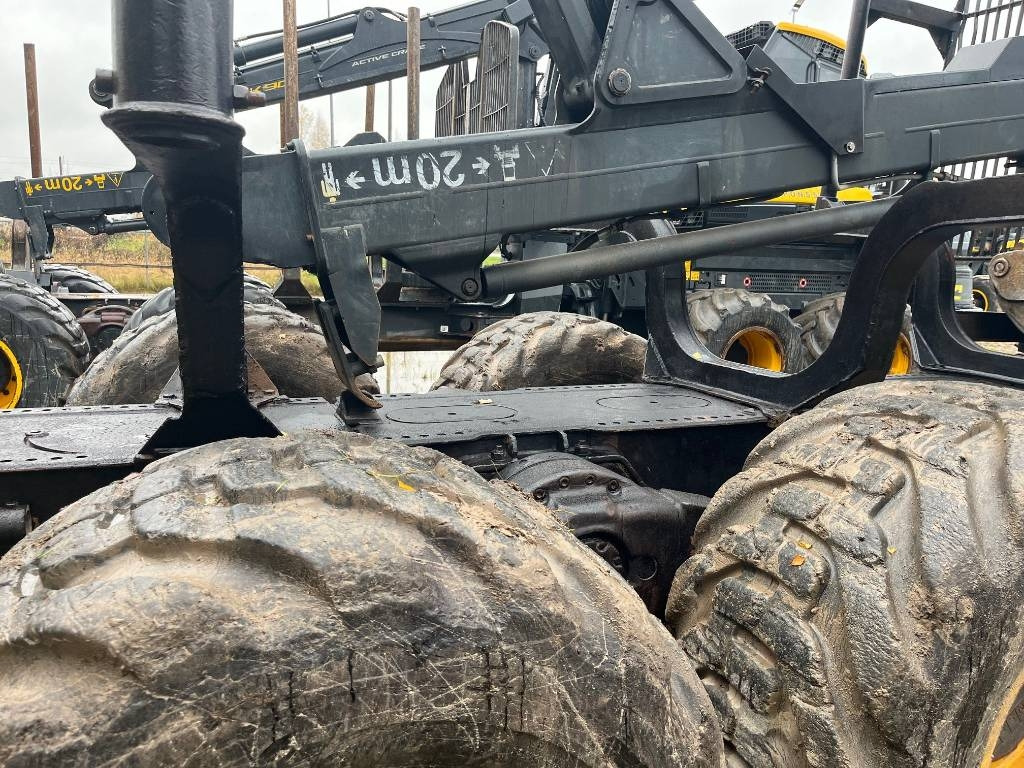 شاحنات نقل الأخشاب في الغابات Ponsse Buffalo 8W: صور 7 شاحنات نقل الأخشاب في الغابات Ponsse Buffalo 8W: صور 7