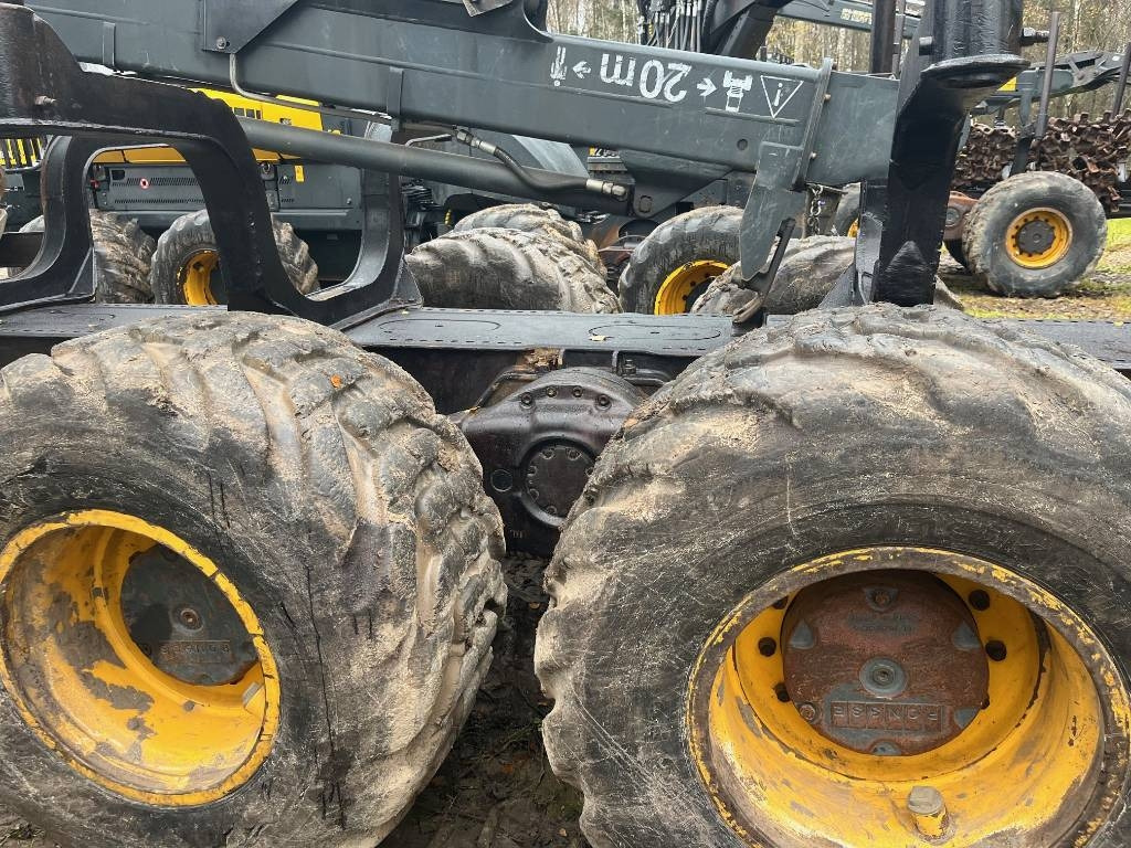 شاحنات نقل الأخشاب في الغابات Ponsse Buffalo 8W: صور 10 شاحنات نقل الأخشاب في الغابات Ponsse Buffalo 8W: صور 10