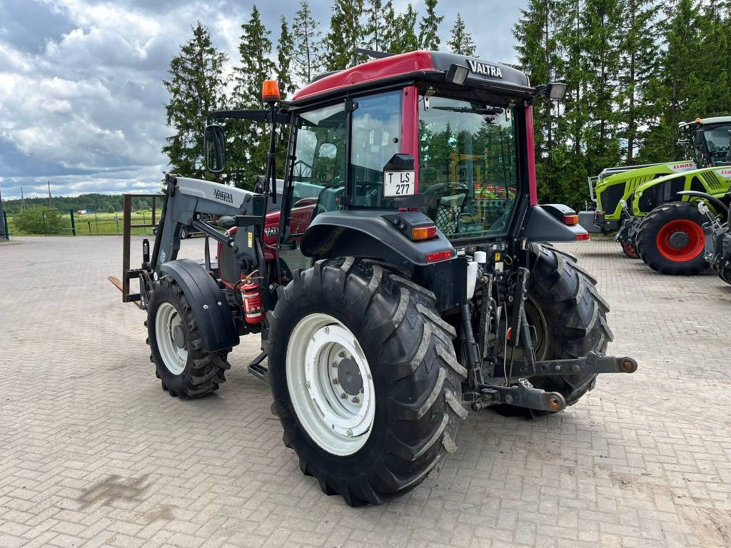 Valtra A 93 - جرار: صور 5 Valtra A 93 - جرار: صور 5