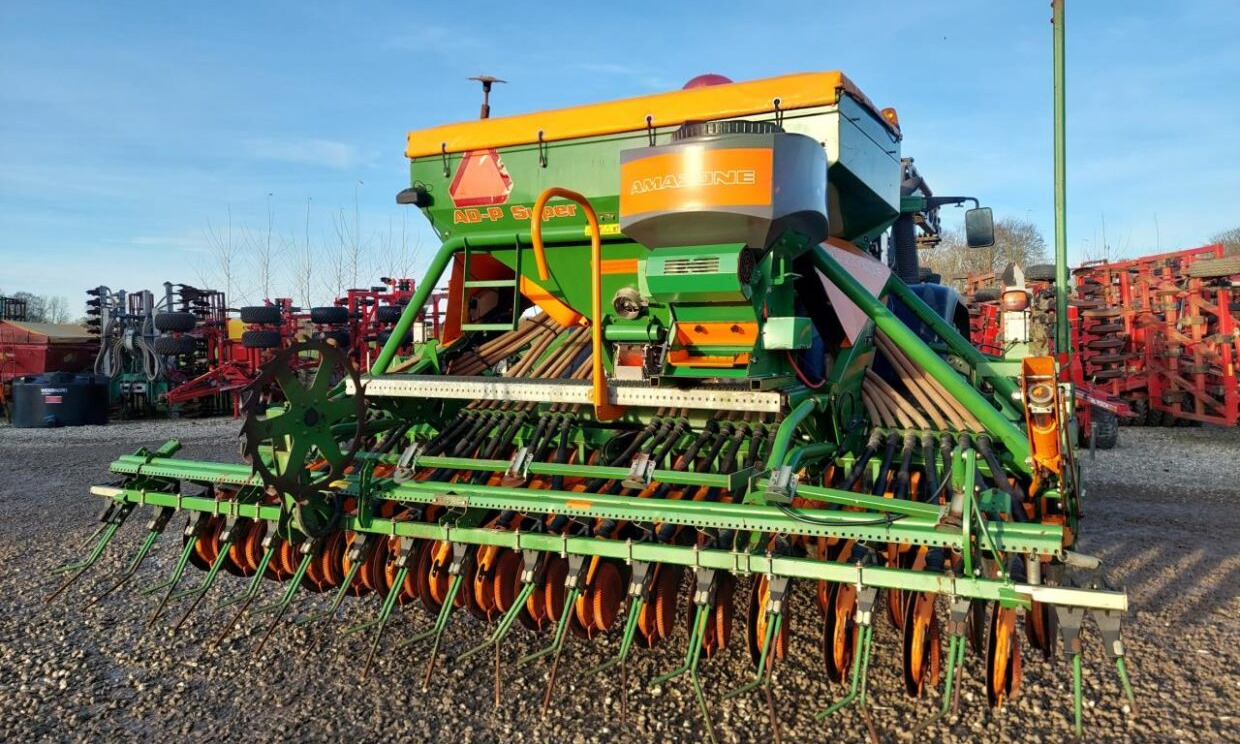 Amazone AD-P 403 / KG 4000 Greendrill - الة بذر: صور 2 Amazone AD-P 403 / KG 4000 Greendrill - الة بذر: صور 2
