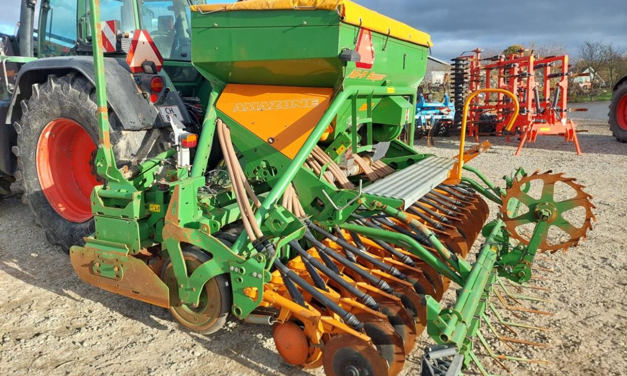 Amazone AD-P 403 / KG 4000 Super - الة بذر: صور 4 Amazone AD-P 403 / KG 4000 Super - الة بذر: صور 4