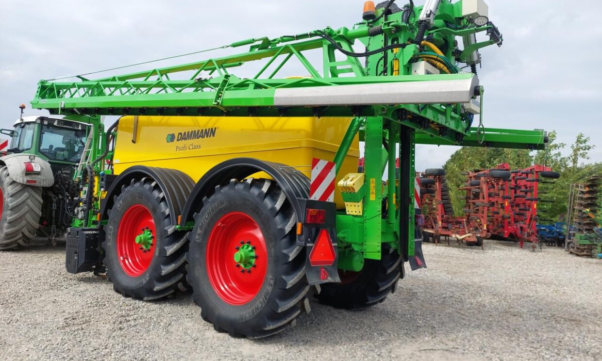 Dammann Profi Class ANP 8036 - 36m - آلة الرش المقطورة: صور 3 Dammann Profi Class ANP 8036 - 36m - آلة الرش المقطورة: صور 3