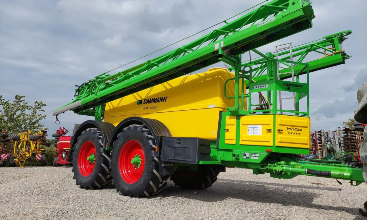 Dammann Profi Class ANP 8036 - 36m - آلة الرش المقطورة: صور 1 Dammann Profi Class ANP 8036 - 36m - آلة الرش المقطورة: صور 1