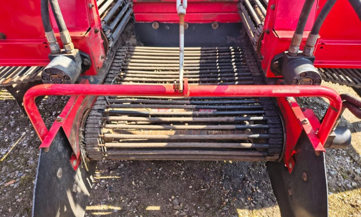 حصادة البطاطس Grimme RL3000: صور 13 حصادة البطاطس Grimme RL3000: صور 13
