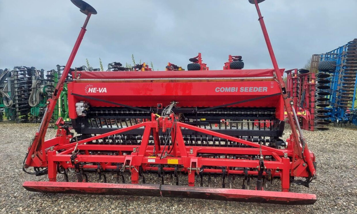HE-VA Combi-Seeder 4m - الة بذر: صور 1 HE-VA Combi-Seeder 4m - الة بذر: صور 1