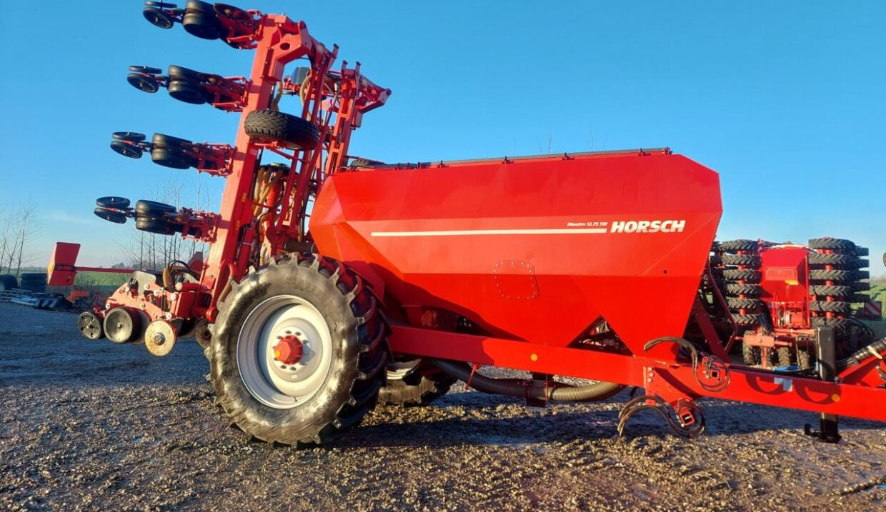 Horsch Maestro 12 SW - وضع البذور فى خطوط: صور 1 Horsch Maestro 12 SW - وضع البذور فى خطوط: صور 1