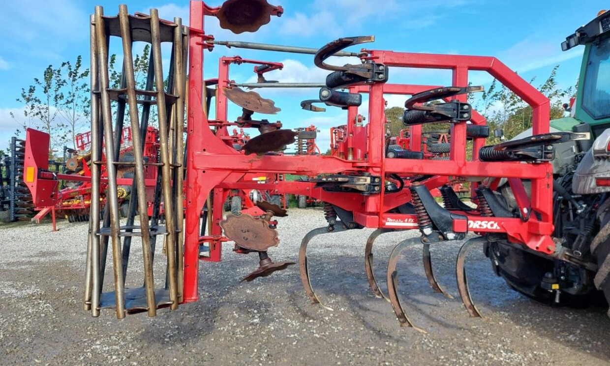 Horsch Terrano 4 FX - الأمشاط الزراعية: صور 1 Horsch Terrano 4 FX - الأمشاط الزراعية: صور 1