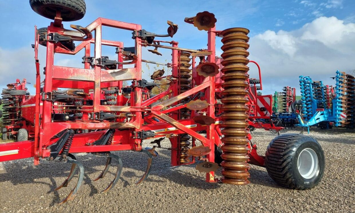 Horsch Terrano 6 FX med DouDrill - الأمشاط الزراعية: صور 2 Horsch Terrano 6 FX med DouDrill - الأمشاط الزراعية: صور 2