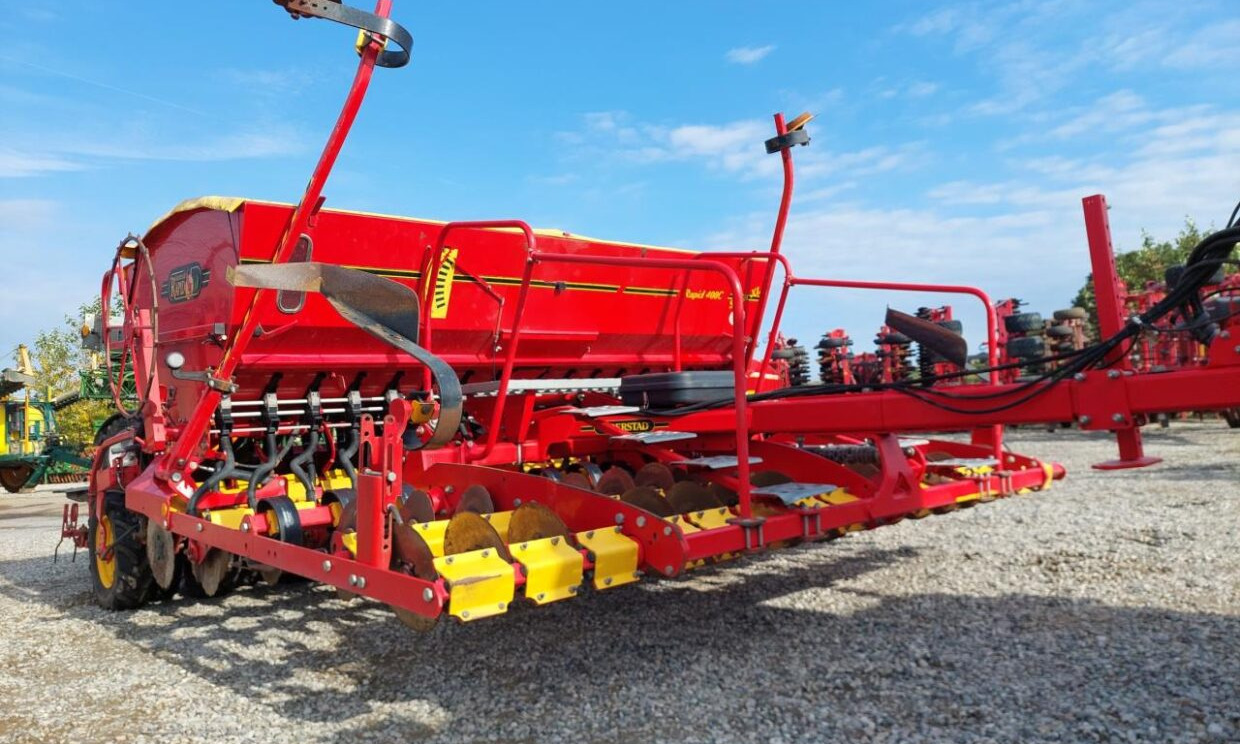 Väderstad Rapid 400C Super XL m Biodrill - معدات بذار: صور 3 Väderstad Rapid 400C Super XL m Biodrill - معدات بذار: صور 3
