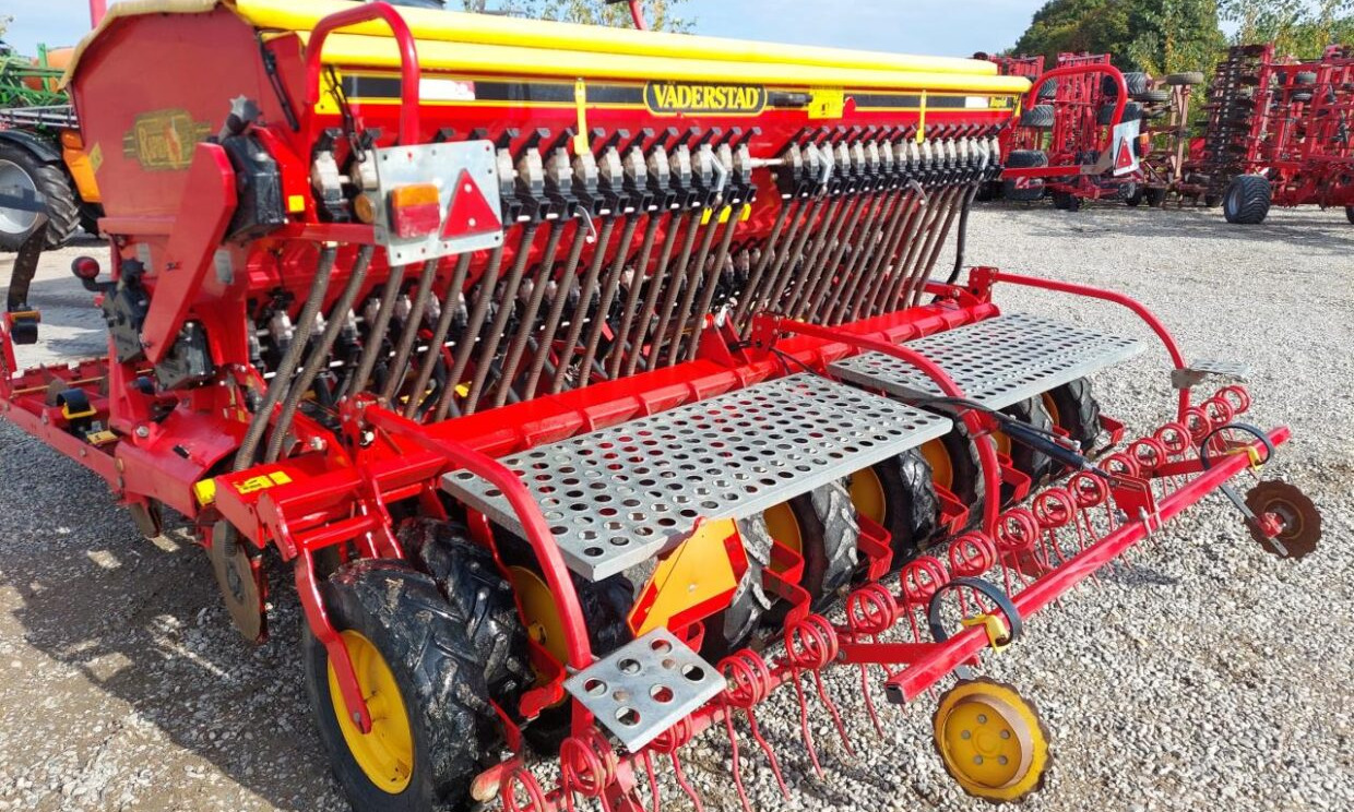 Väderstad Rapid 400C Super XL m Biodrill - معدات بذار: صور 5 Väderstad Rapid 400C Super XL m Biodrill - معدات بذار: صور 5