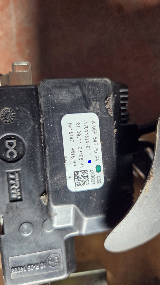 MERCEDES-BENZ ACTROS MP4 - مفتاح عمود التوجيه - شاحنة: صور 5 MERCEDES-BENZ ACTROS MP4 - مفتاح عمود التوجيه - شاحنة: صور 5