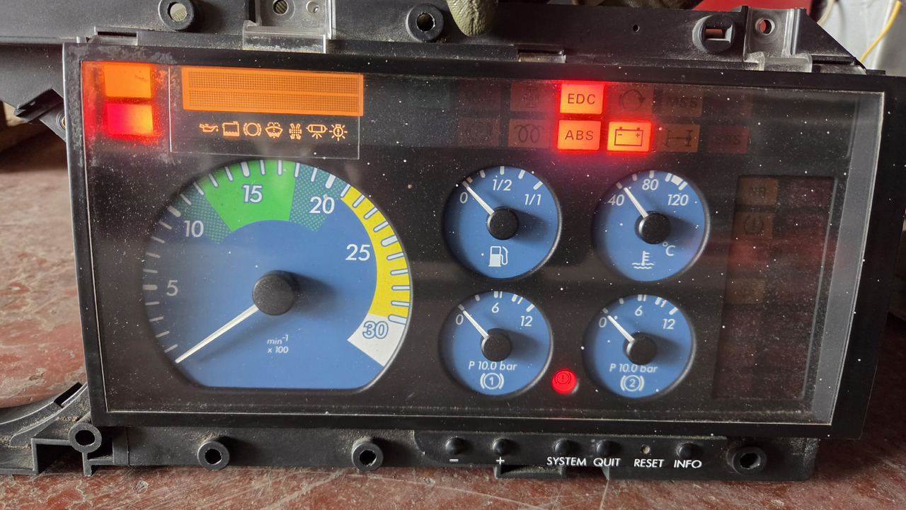 لوحة القيادة - شاحنة MERCEDES-BENZ INSTRUMENT PANEL  MERCEDES ATEGO: صور 6