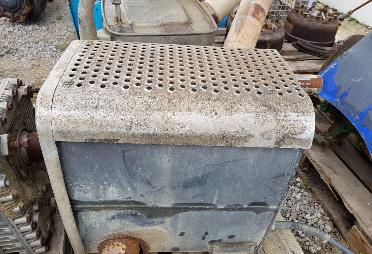 Mercedes-Benz GILLET Z308246 A 957 490 05 14 Mercedes-Benz - محول حفزي - شاحنة: صور 2 Mercedes-Benz GILLET Z308246 A 957 490 05 14 Mercedes-Benz - محول حفزي - شاحنة: صور 2