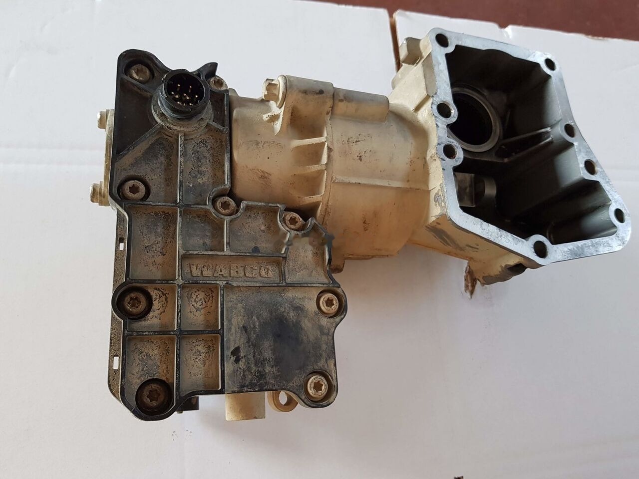 WABCO GEAR CYLINDER 002 260 85 63 Mercedes-Benz ACTROS MB3 - كتلة التحكم - شاحنة: صور 5 WABCO GEAR CYLINDER 002 260 85 63 Mercedes-Benz ACTROS MB3 - كتلة التحكم - شاحنة: صور 5